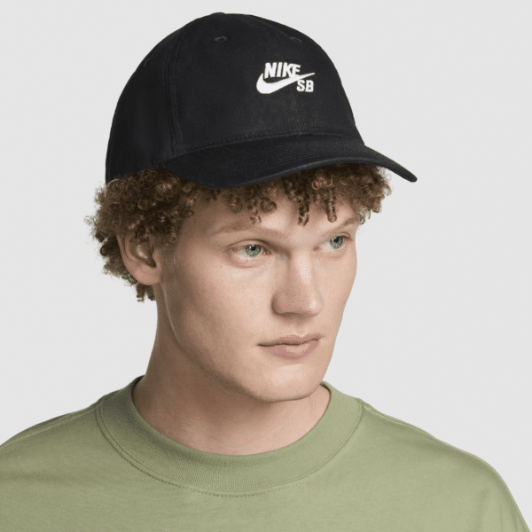 Ustruktureret Nike SB Club-skaterkasket - sort